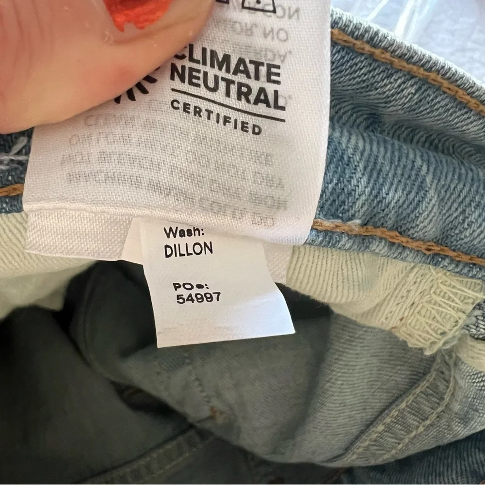 Reformation Wilder High Rise Wide Leg Cropped Jeans in Dillon Wash - Picture 10 of 10